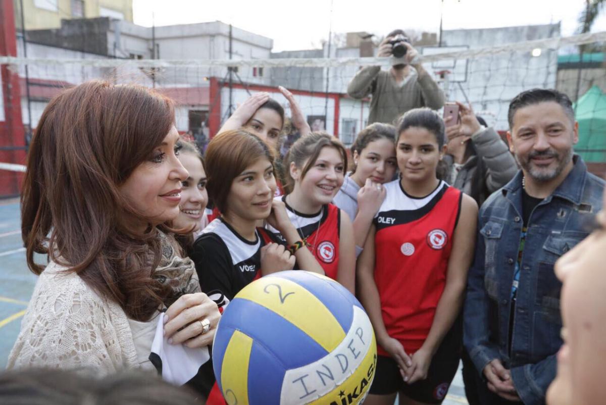 CFK en Merlo: “teníamos muchos otros problemas, pero la comida no era un problema”