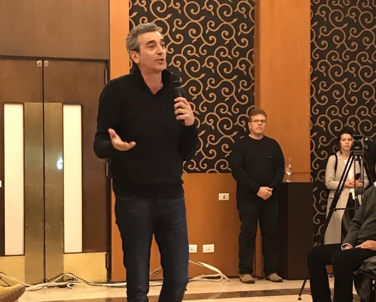 Randazzo no se baja de la carrera electoral y asegura que hay “una falsa polarización”