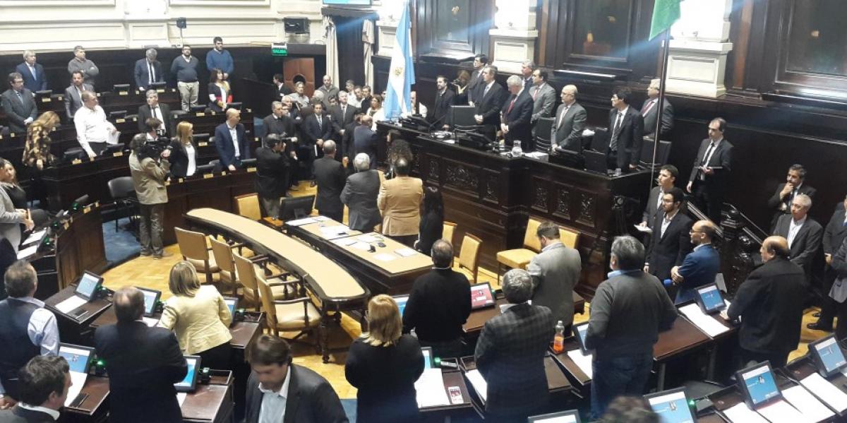 Legislatura la Ley de Blanqueos quedó para la próxima sesión por un enojo del massismo