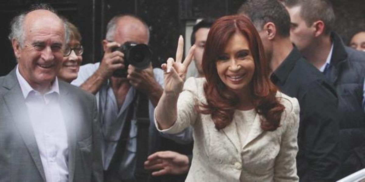 CFK recibirá mañana a concejales del FPV de toda la Provincia