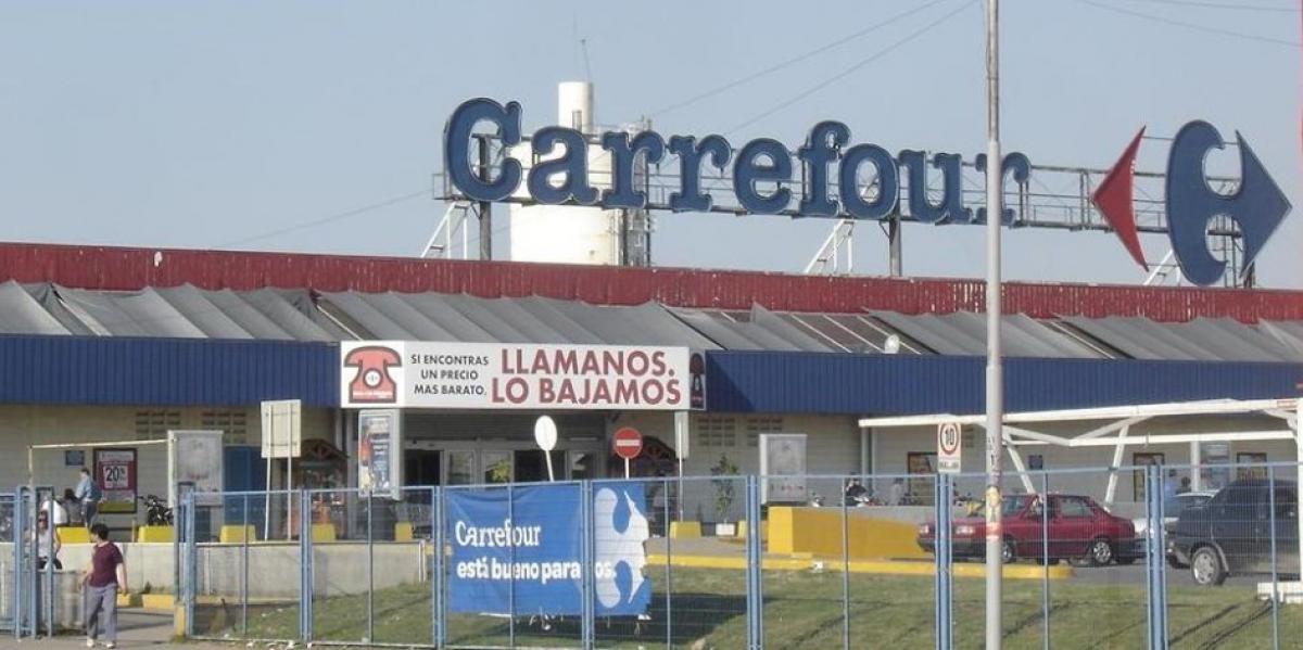 Bloqueo de camioneros a Carrefour garantizan los casi 1000 puestos de trabajo que estaban en riesgo