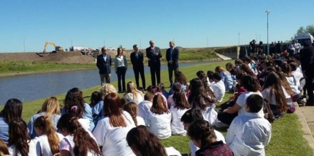 Macri y Vidal cargaron contra Scioli por obras inconclusas en el Salado  ninguno de nosotros debería estar acá 