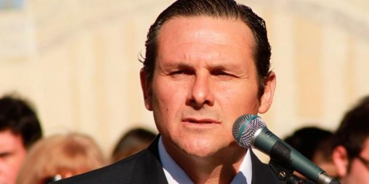 Mientras el intendente de Dolores vacaciona, hubo dos detenidos por la causa que involucra a su gestión y la ciudad está sin agua 