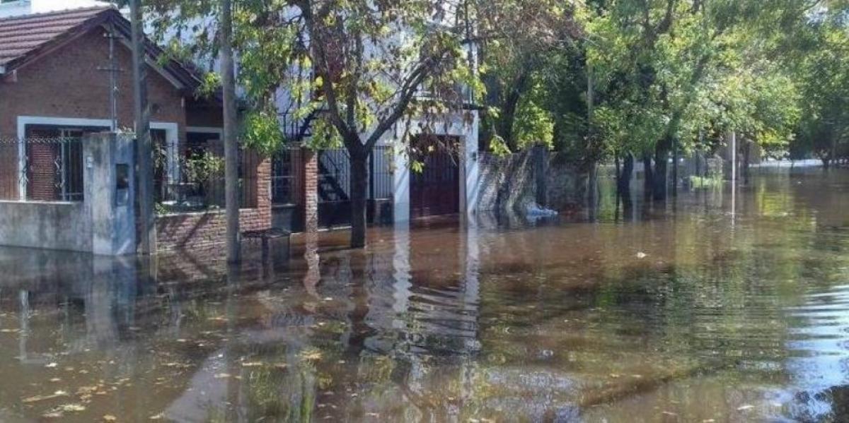 El municipio de Salto bajo el agua más de 400 evacuados y visita de Vidal