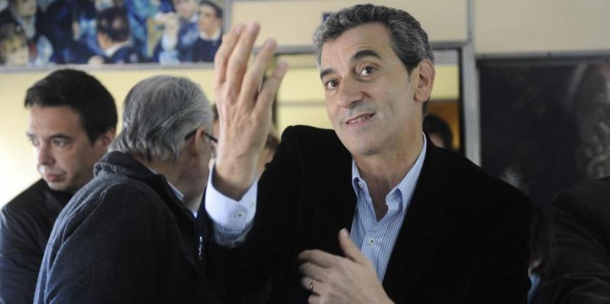 Horas decisivas Randazzo presenta los avales para participar en las PASO