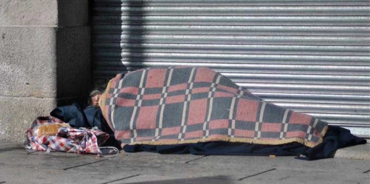 Crece el número de personas en situación de calle en La Plata estiman que son más de 85