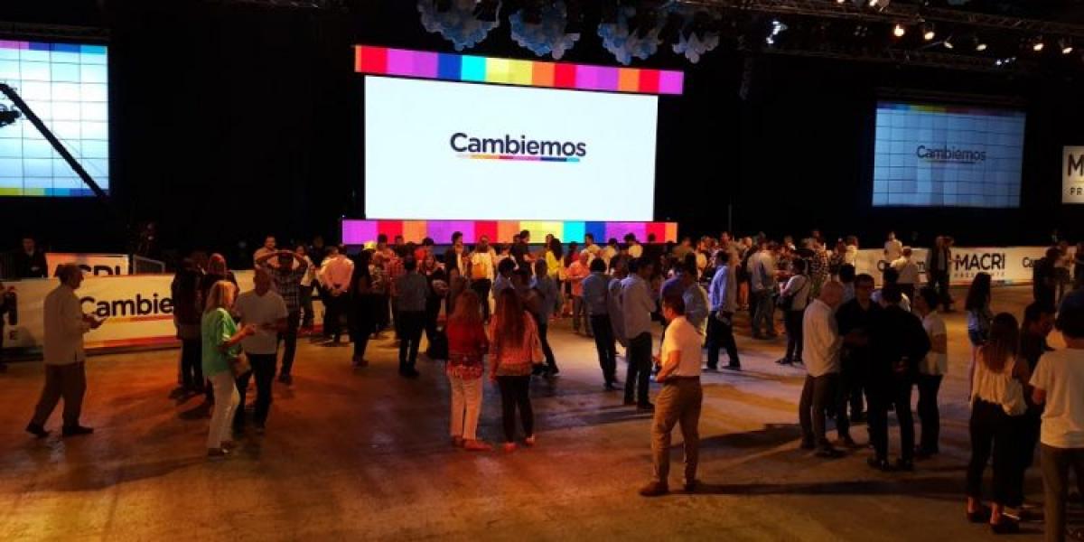 Dónde esperarán los resultados los principales candidatos