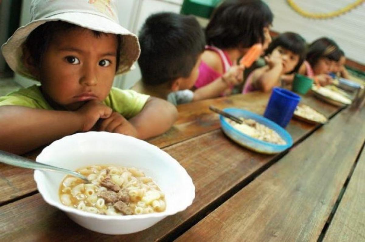 Tres pilares para combatir la pobreza