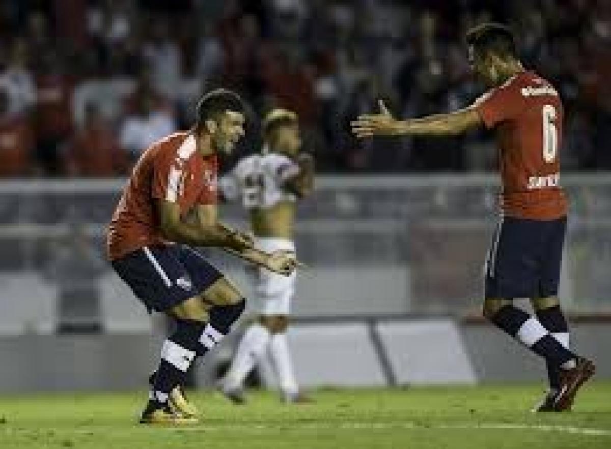Independiente volvió a ganar, Huracán y San Lorenzo igualaron en el clásico