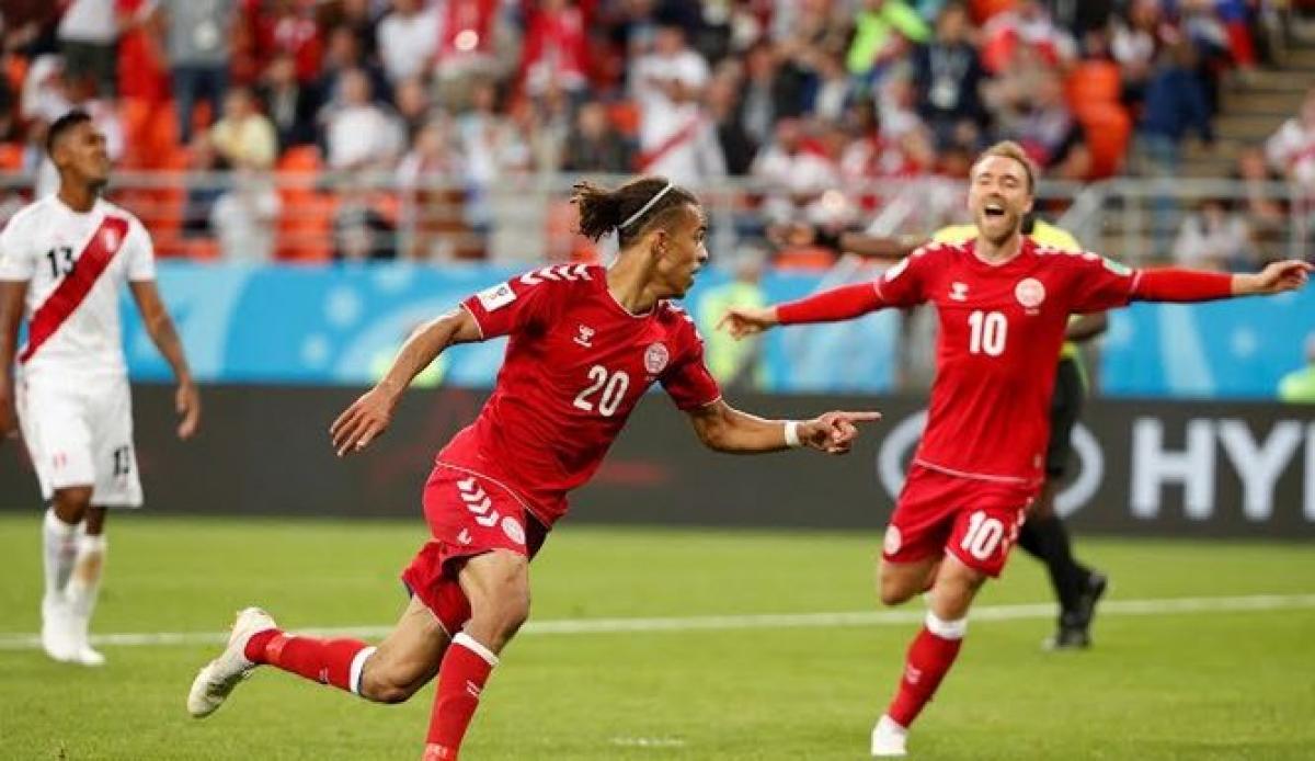 Dinamarca amargó la fiesta de Perú