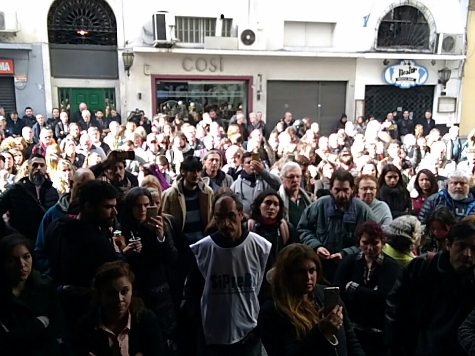 Masivos despidos en Télam: Lombardi confirmó que echaron a 354 trabajadores