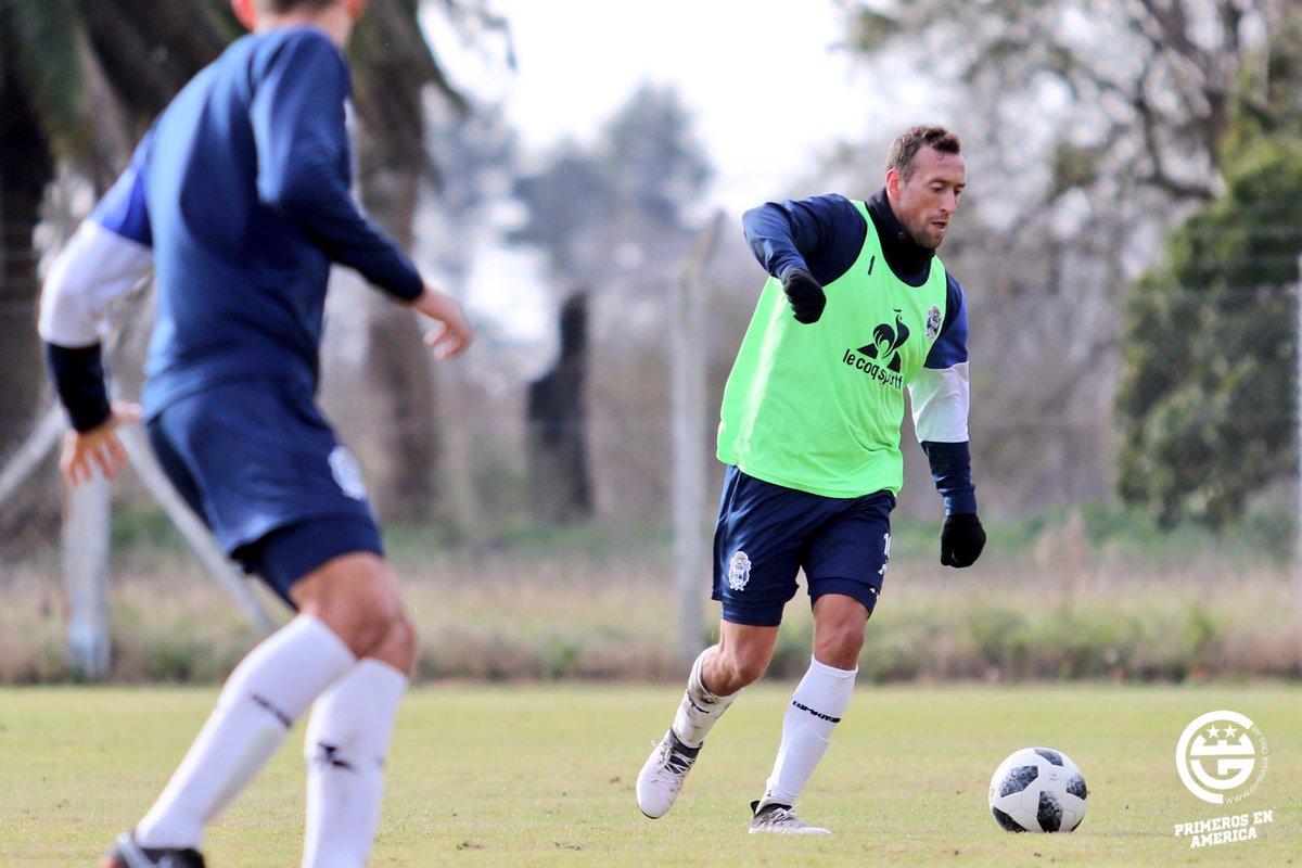 Gimnasia se prepara para jugar ante Cerro Porteño