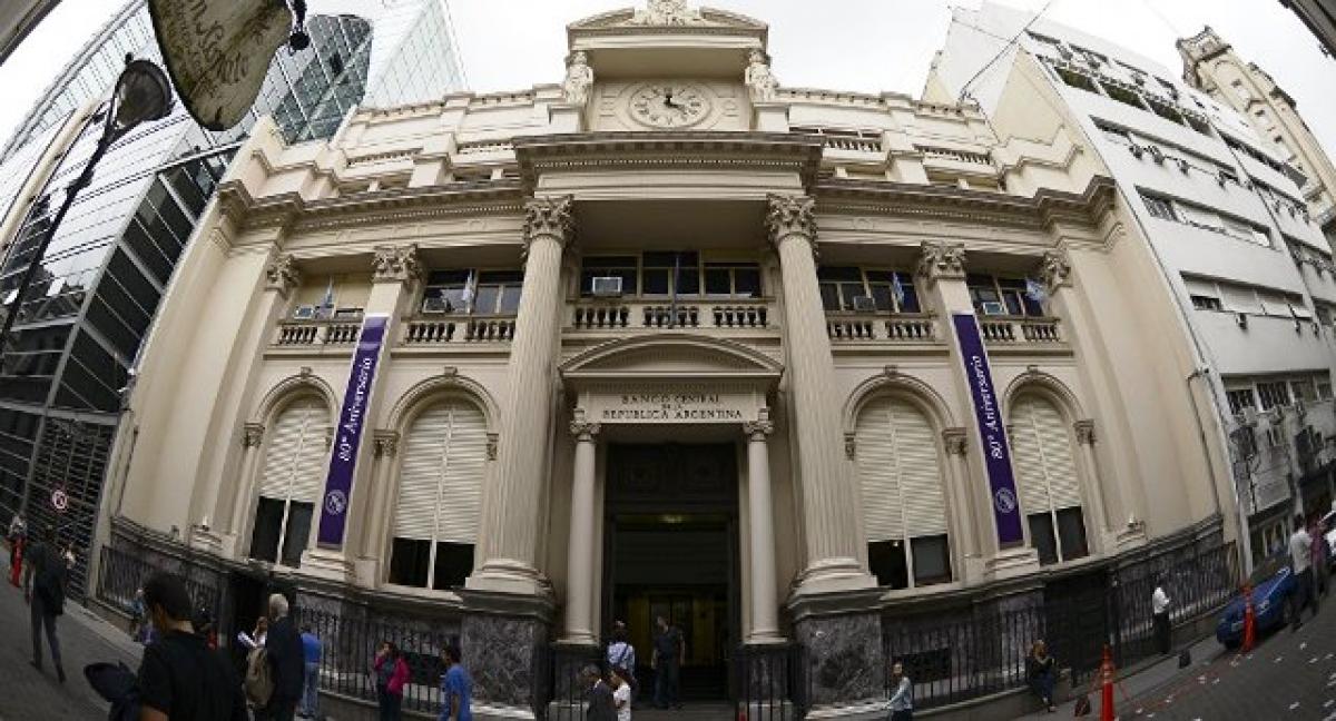 ¿A que juega el Banco Central de la República Argentina?