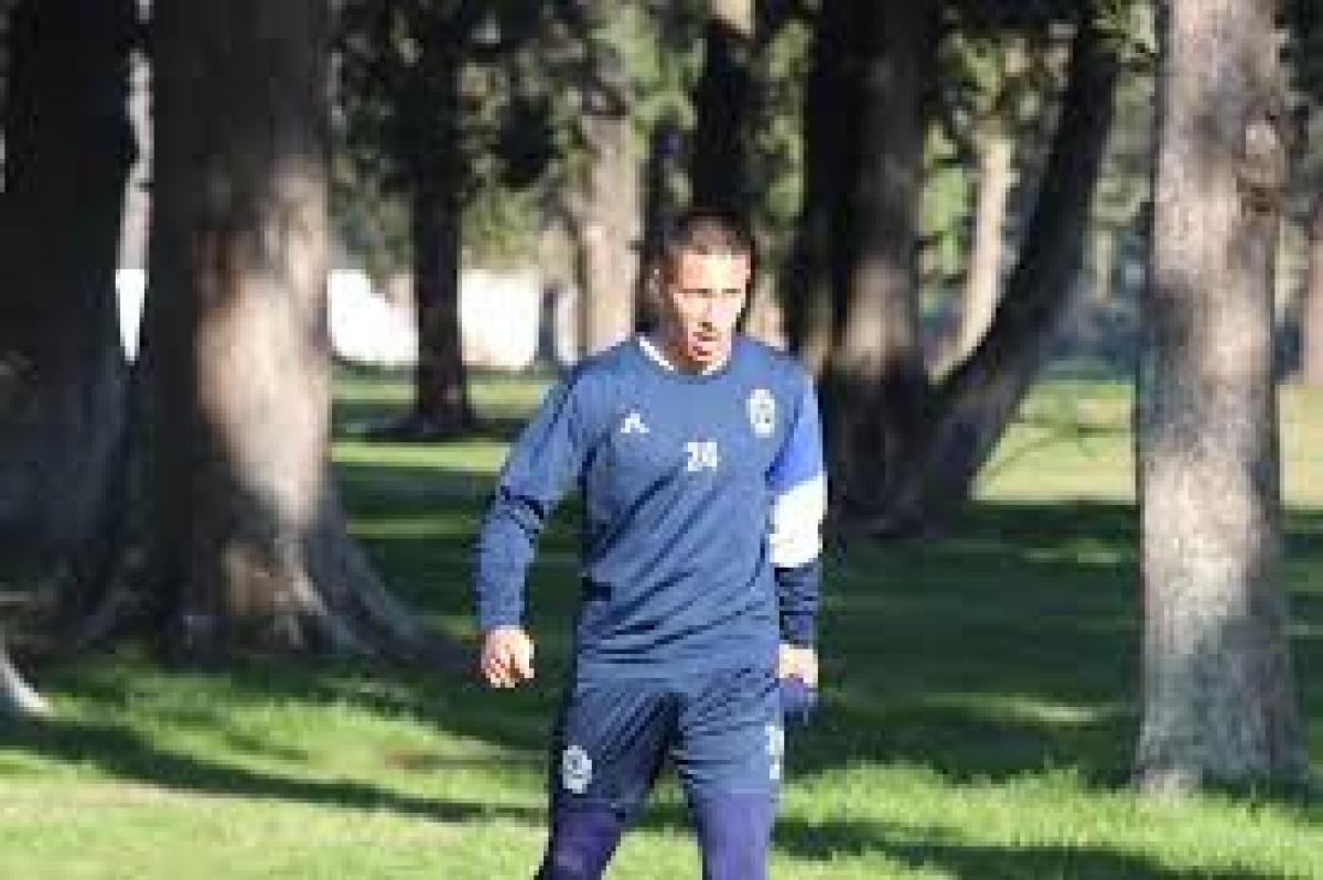 Sin Guiffrey, con Faravelli y con Melo en el banco de suplentes