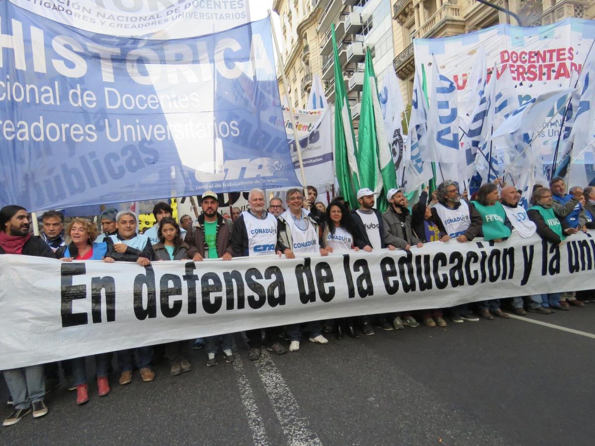 Las universidades públicas ya llevan 10 días sin clases
