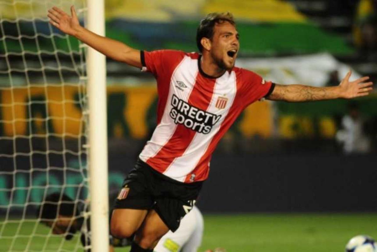 Cascini se va al Apoel de Chipre