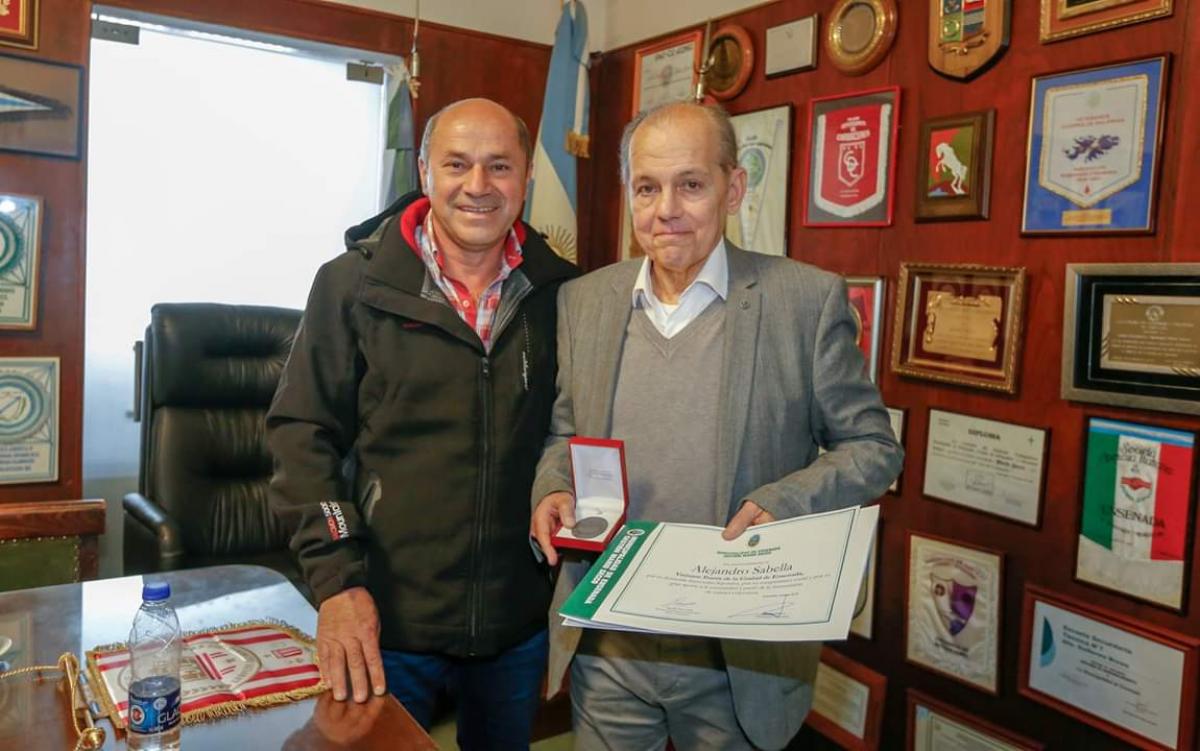 Alejandro Sabella agasajado en Ensenada