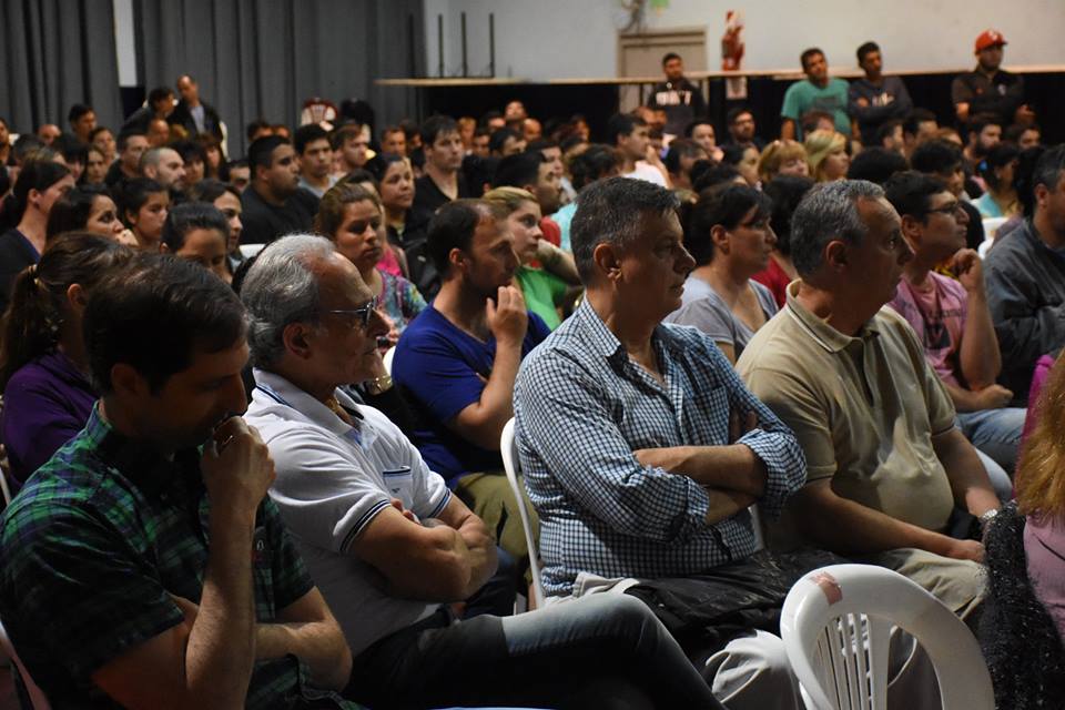 Paquetá cerraría a fin de año y Britos gestiona un plan B para los 650 despedidos