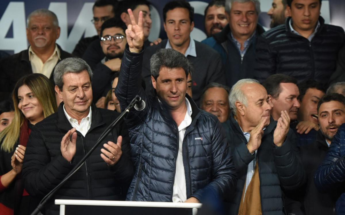 Uñac, Kicillof, la desesperación de las colectoras y el ocaso de la avenida del medio