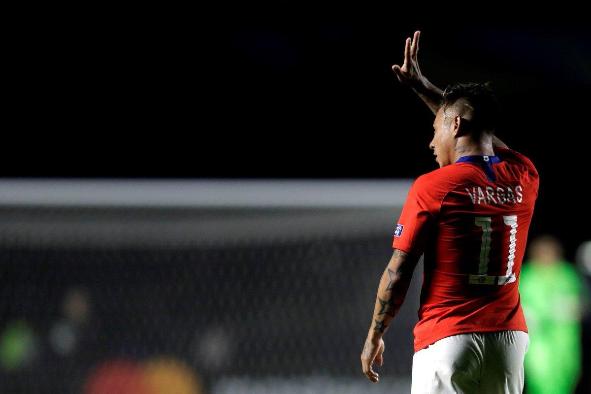 Chile, el bicampeón de América comenzó defendiendo el título goleando