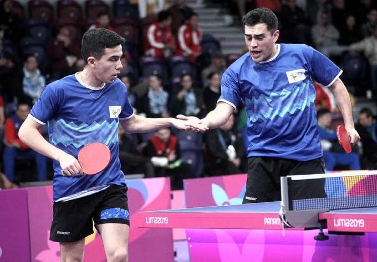 Argentina plata en tenis de mesa por equipos
