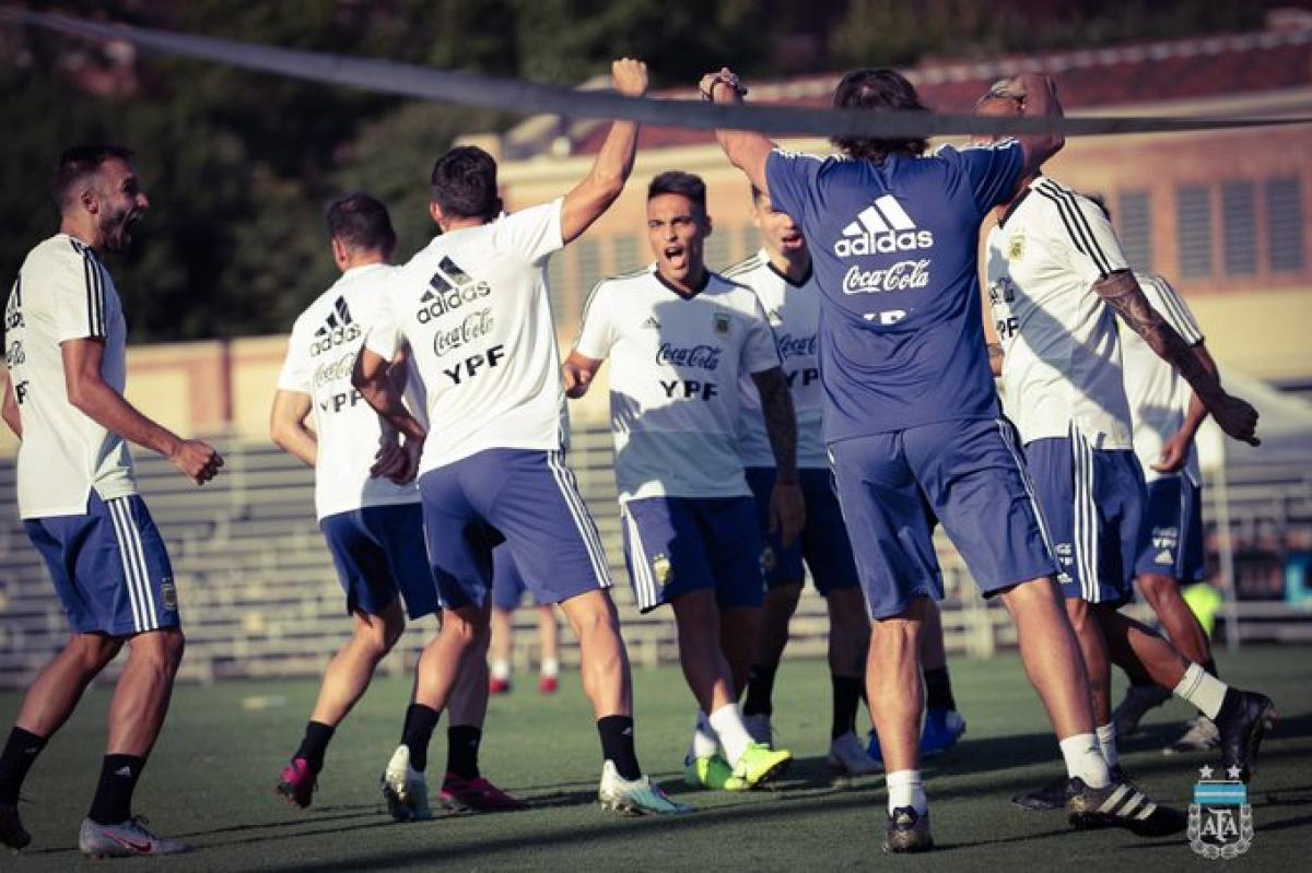Scaloni tendría los once para jugar ante Chile