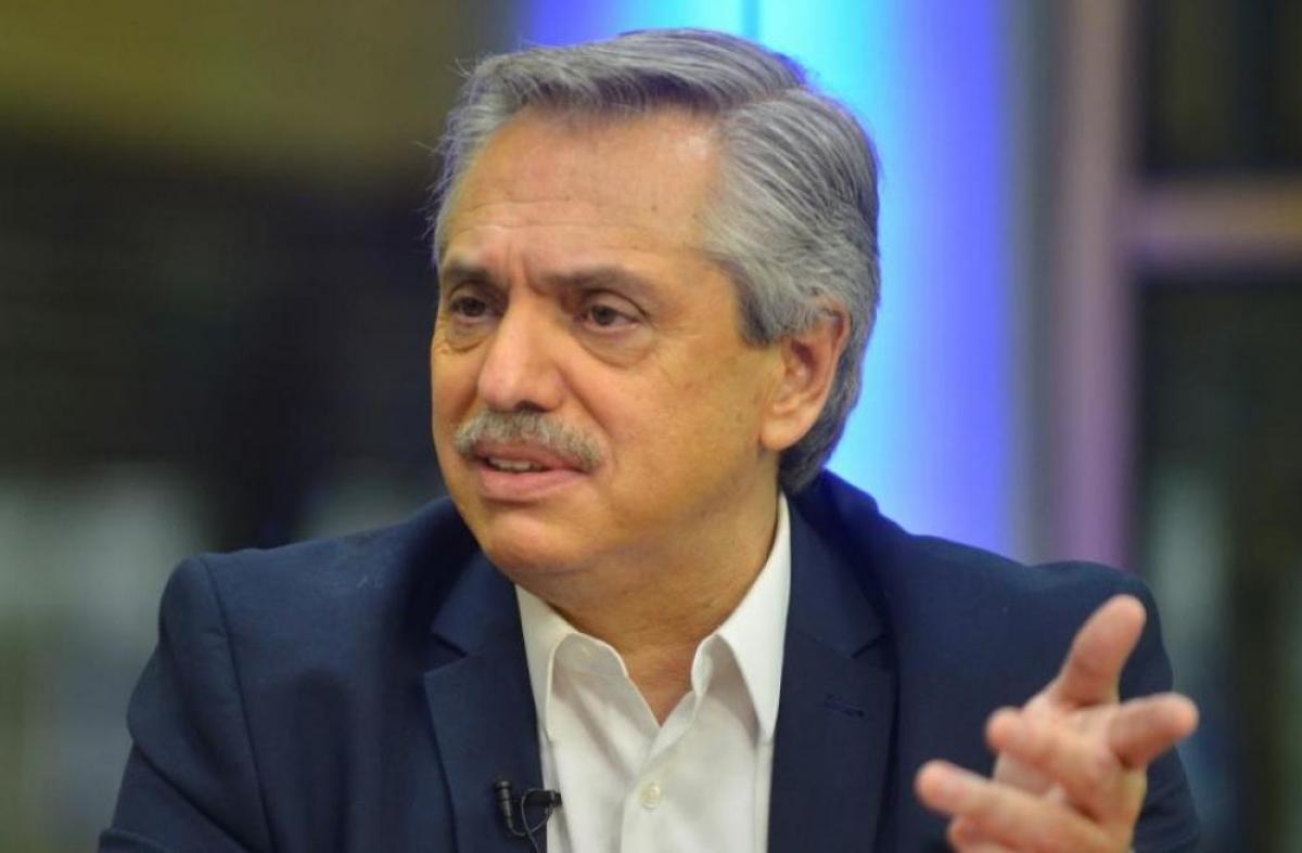 Fernández contestó las fake-news sobre su salud y apuntó a Marcos Peña