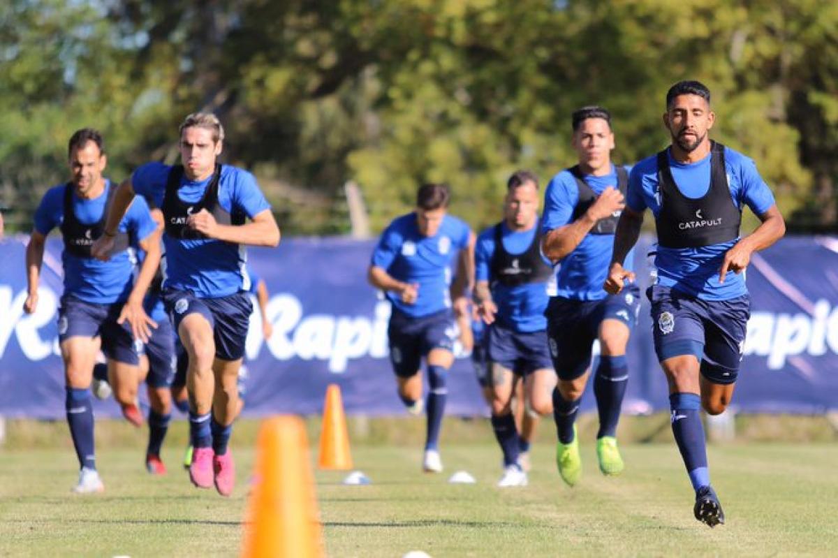 Gimnasia ya piensa en Central Córdoba