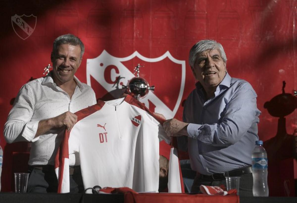 Lucas Pusineri fue presentado en Independiente