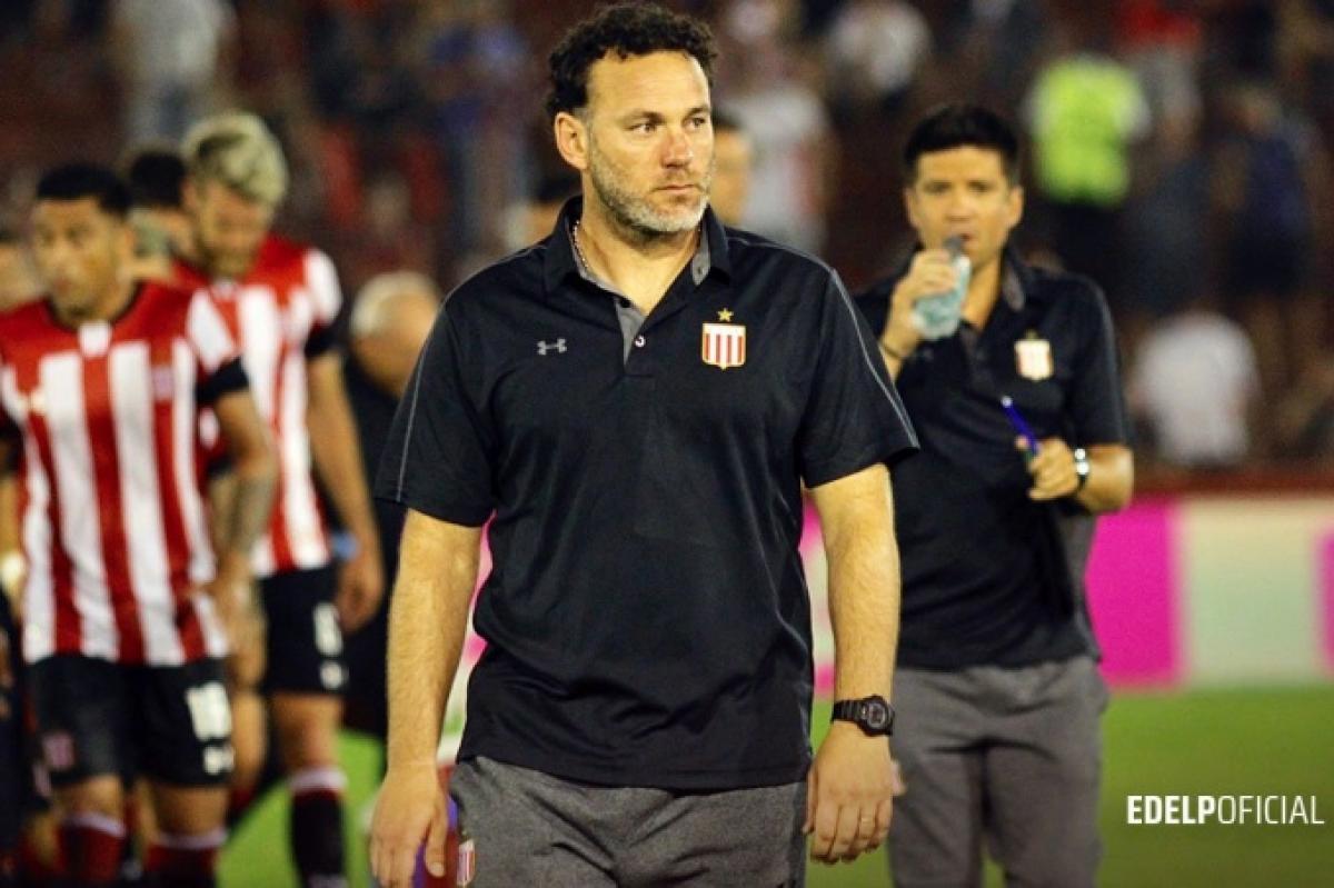 Milito no se mueve de Estudiantes