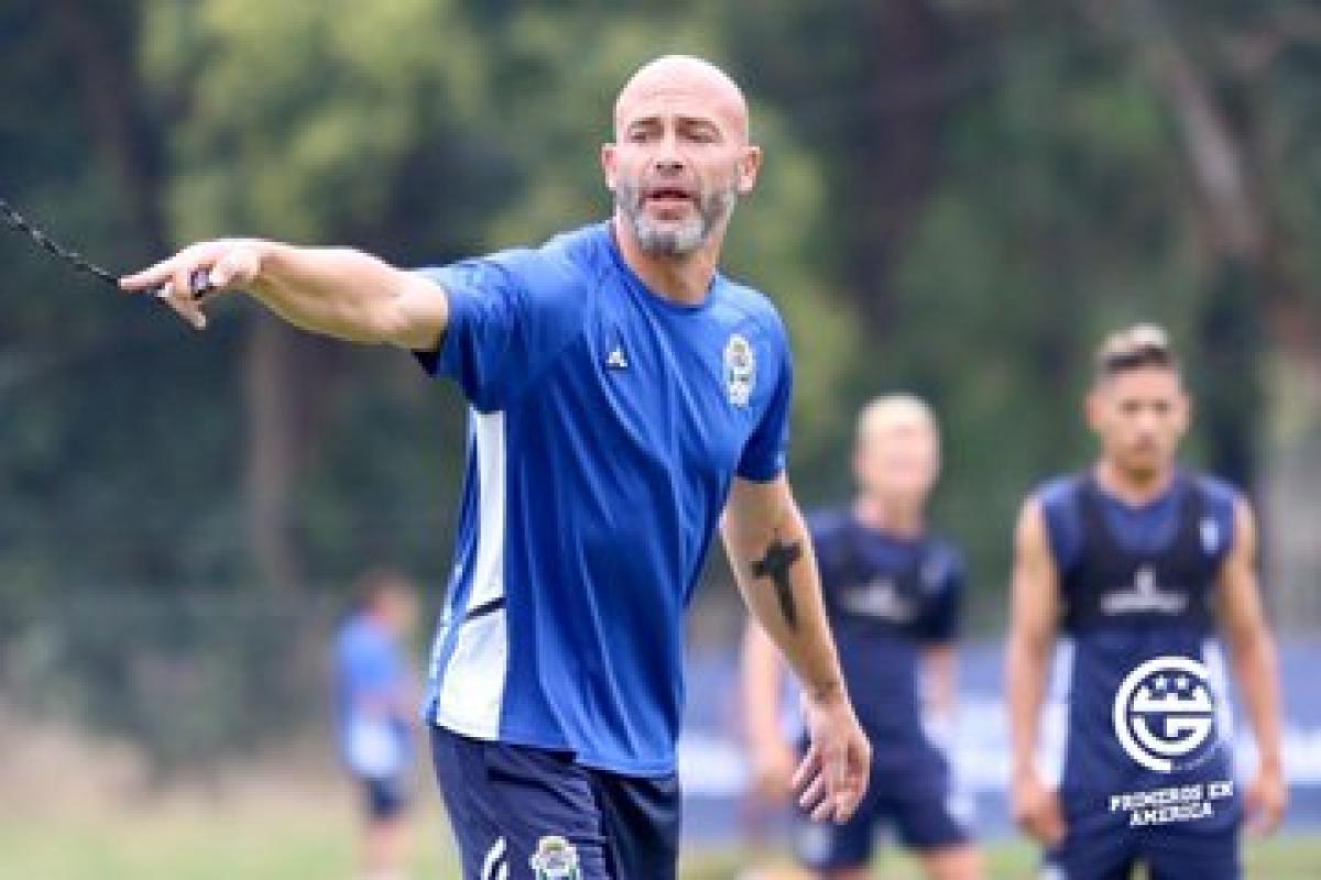 Méndez realizó un ensayo de fútbol formal pensando en Vélez
