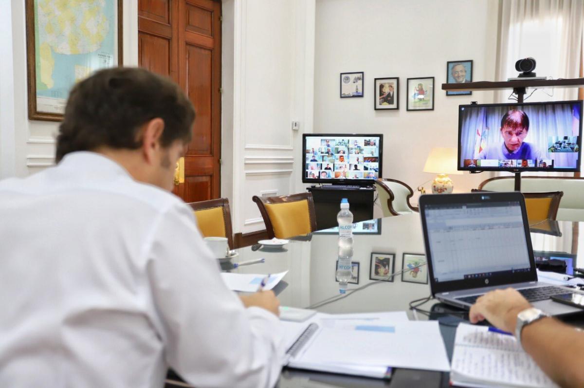 La Provincia exceptuó nuevas actividades tras escuchar a los intendentes