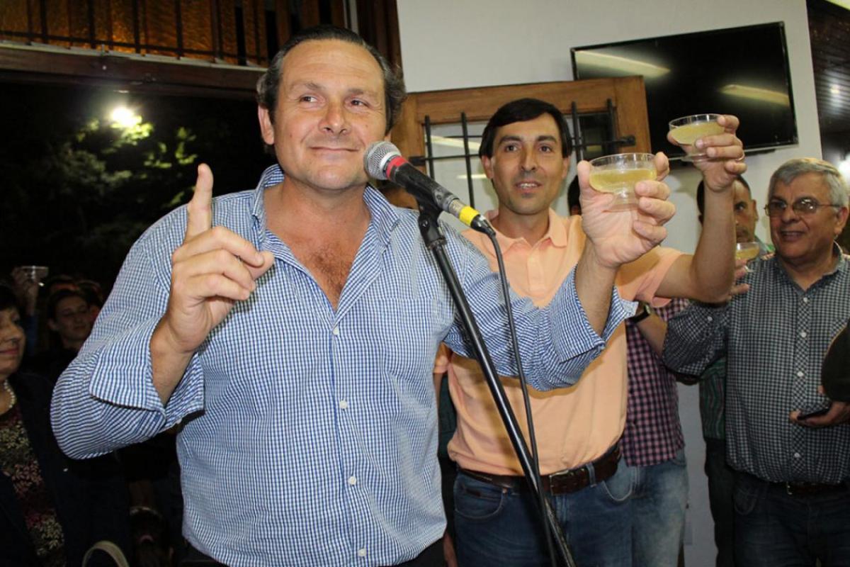 Denuncian que el intendente de Dolores reduce el régimen horario de los empleados municipales