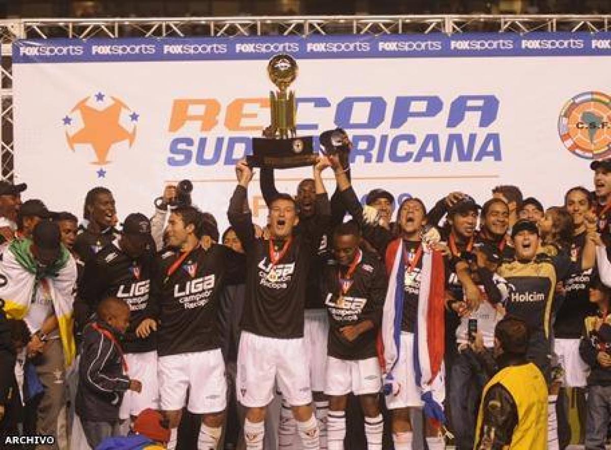¿Por qué Estudiantes pide que le den el título de la Recopa 2010?