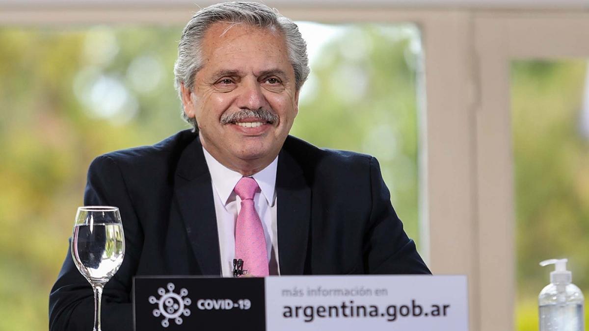 Fernández presentó un programa de obras para la Patagonia