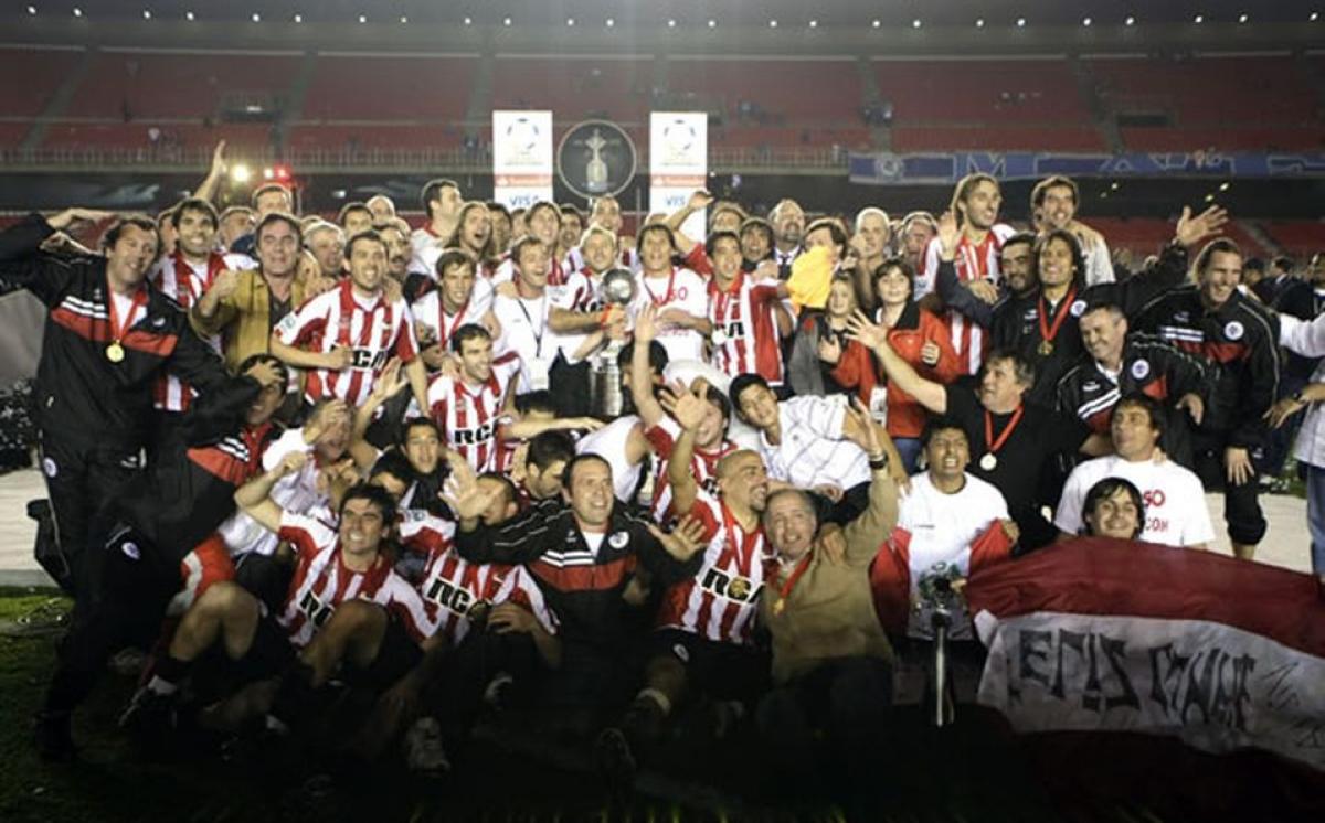 A 11 de la obtención de la Copa Libertadores de Estudiantes