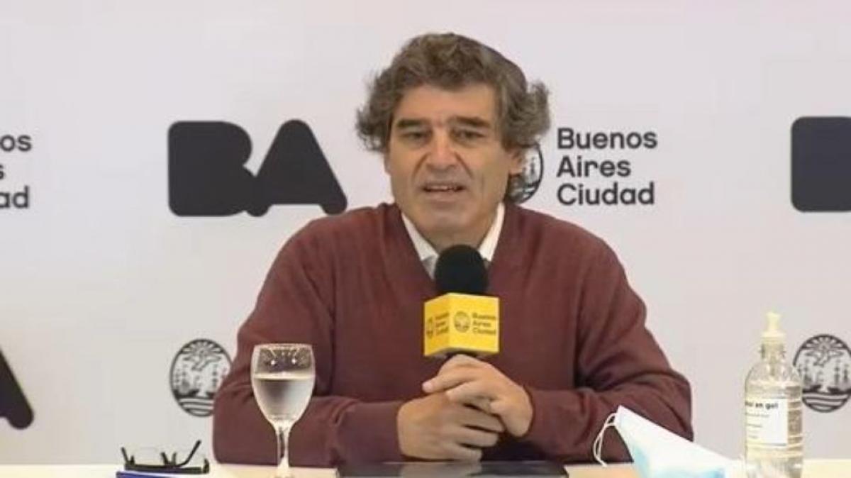 Quirós insiste en que en CABA hay una "meseta alta" que ya lleva "nueve semanas enteras"