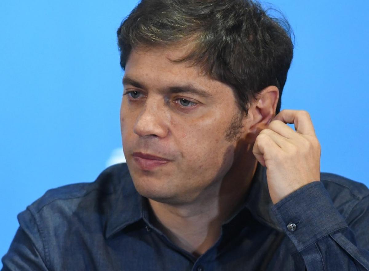 Funcionarios e intendentes salen a escudar a Kicillof tras el revuelo por Guernica