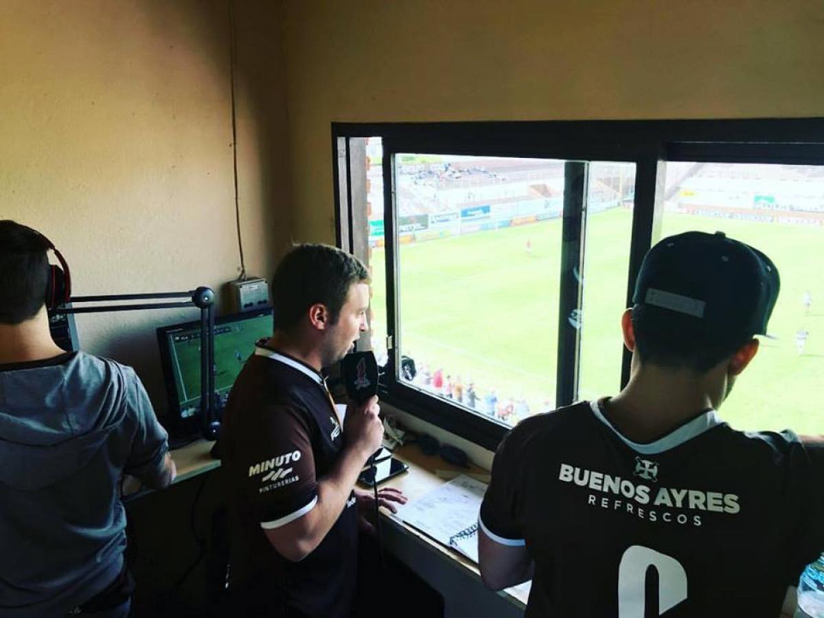 Regresan los trabajadores de prensa a los partidos