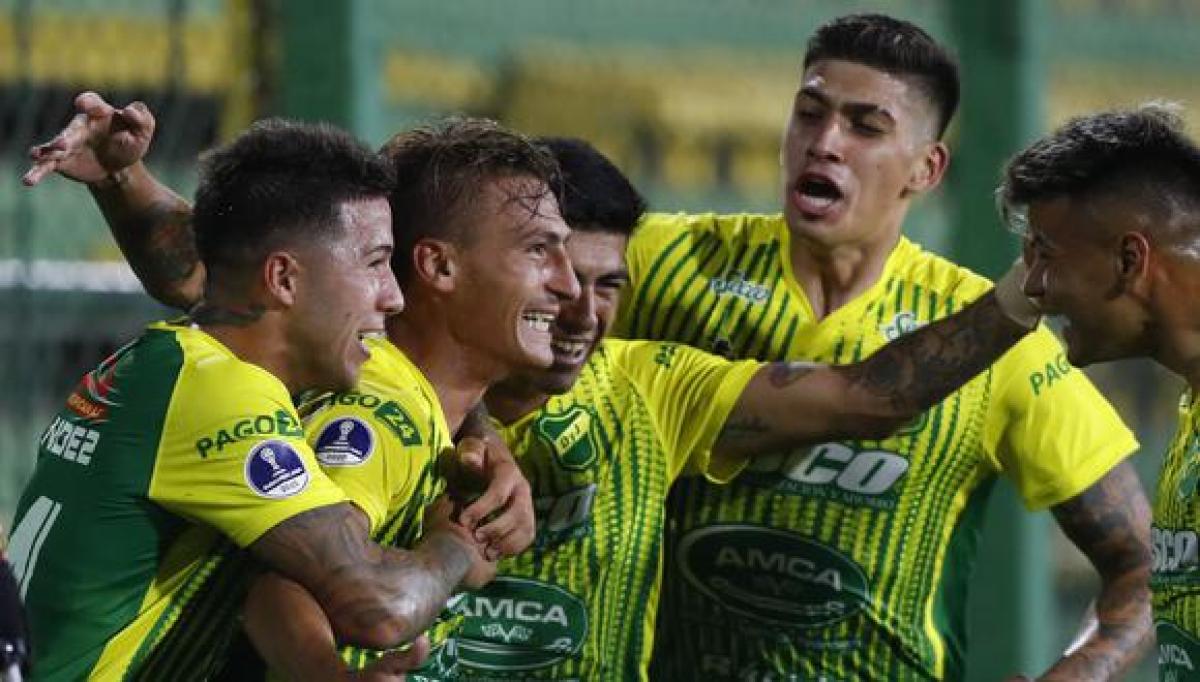 Defensa se clasificó a semifinales de la Copa Sudamericana por primera vez