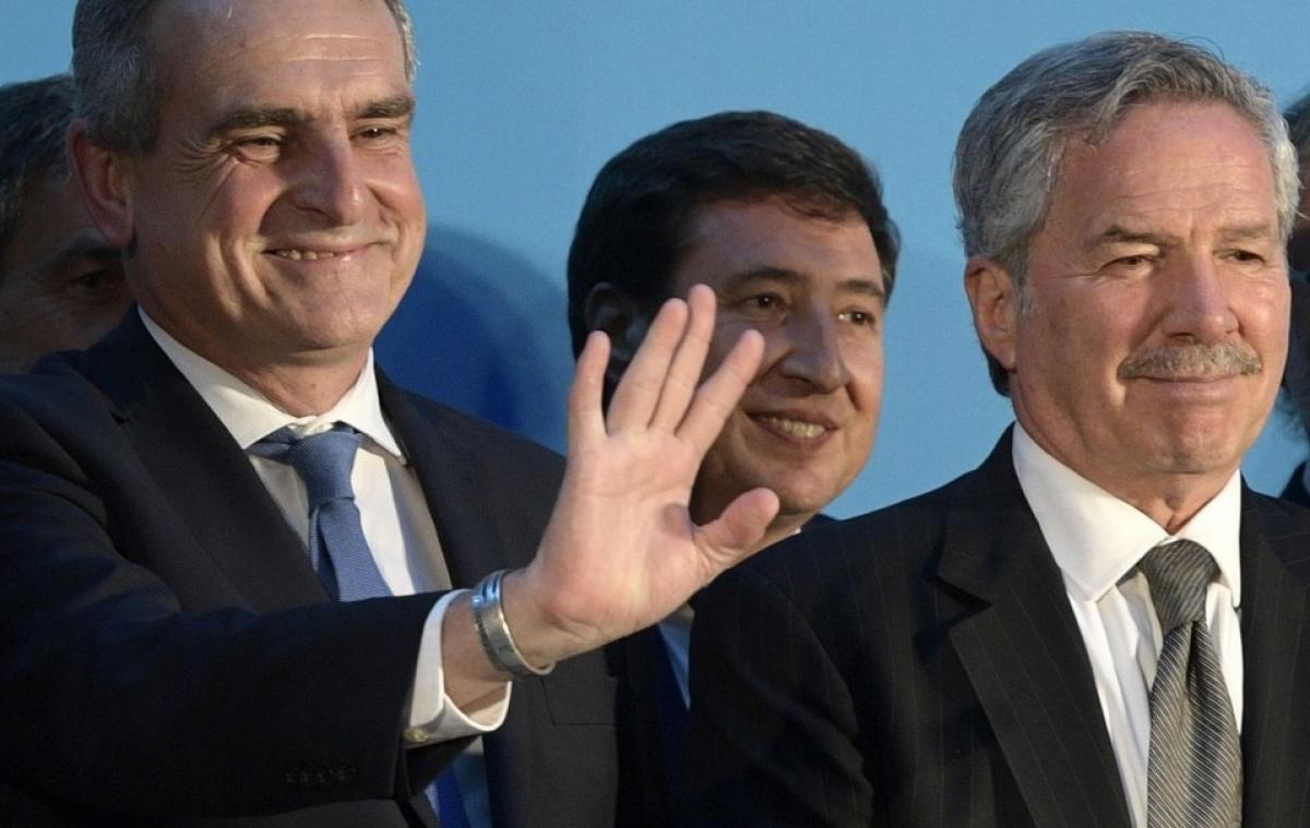 Cacería de brujas: La oposición política da rienda suelta a las acusaciones sobre vacunaciones VIP