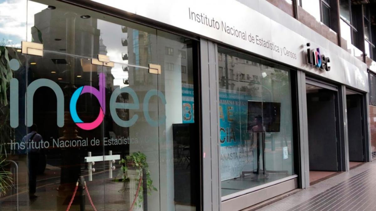 Una familia en Argentina necesita más de 60 mil pesos para no ser pobre