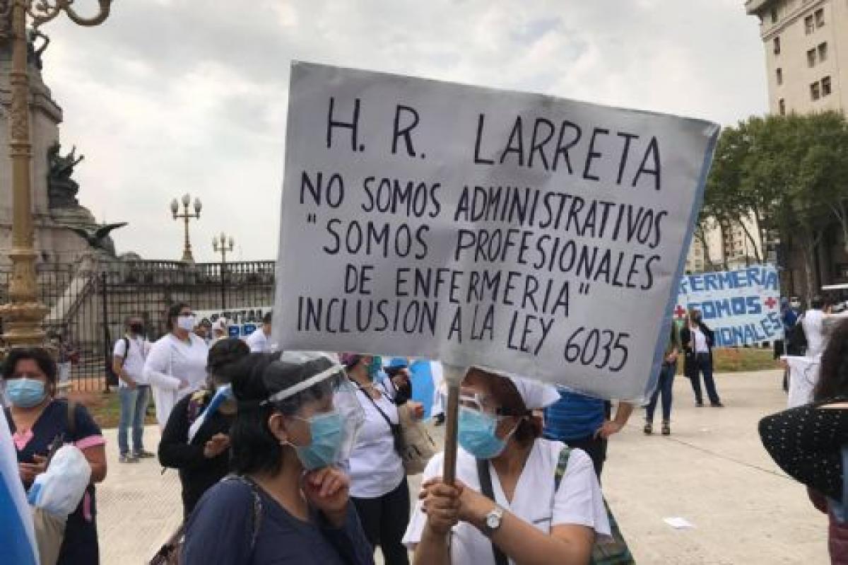 Jornada de movilizaciones en CABA de enfermeros y docentes contra Larreta