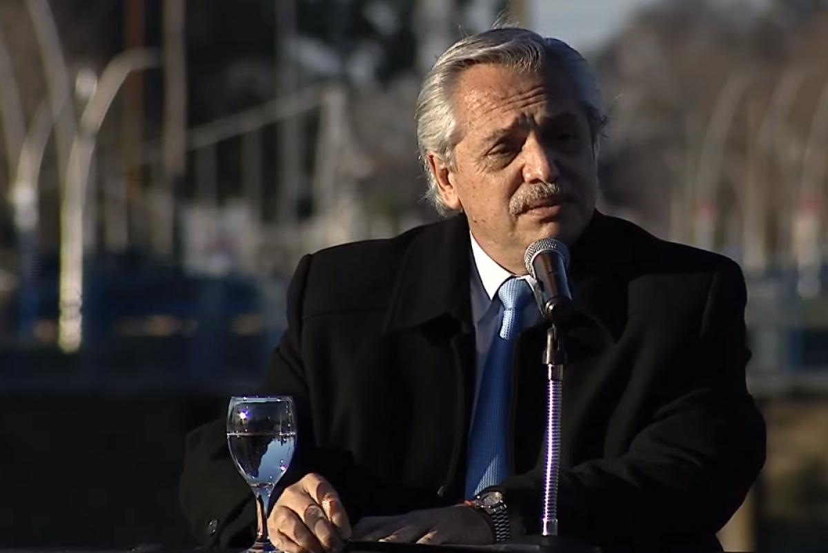 Fernández pidió disculpas: "Lamento lo ocurrido, no debería haber pasado"