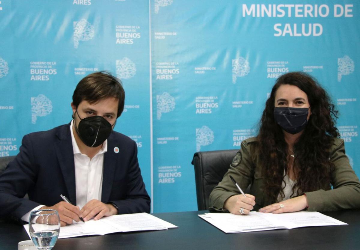 El convenio que suscribieron Marisol Merquel y Nicolás Kreplak