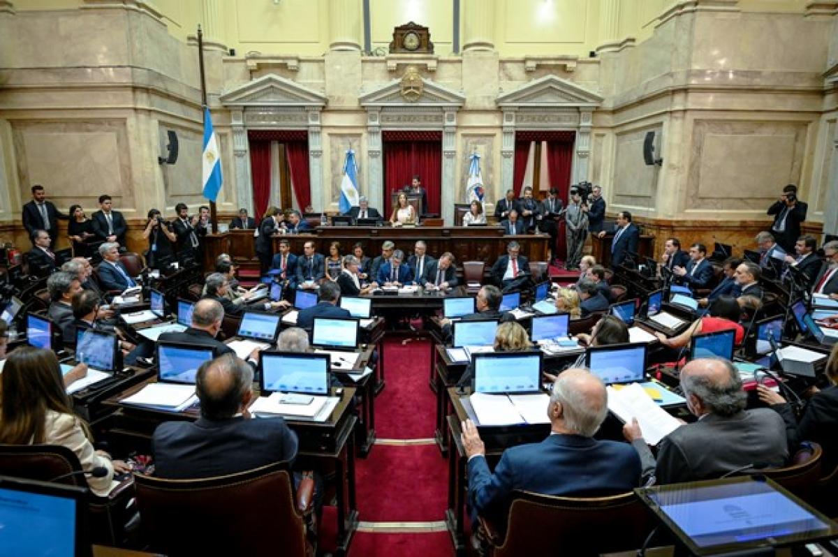 Democracia en crisis y crítica de la democracia