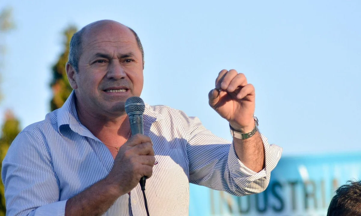 Secco: “Hay sectores del FdT a los que les encanta revolcarse en la embajada de EE.UU"