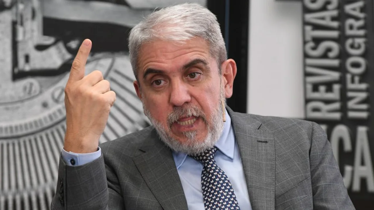 Aníbal Fernández descartó que el Presidente vaya a romper con CFK