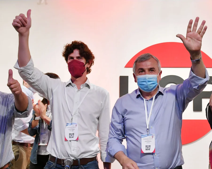 Morales trató de "payasesco" el proyecto de un diputado de Lousteau que "se cortó solo"