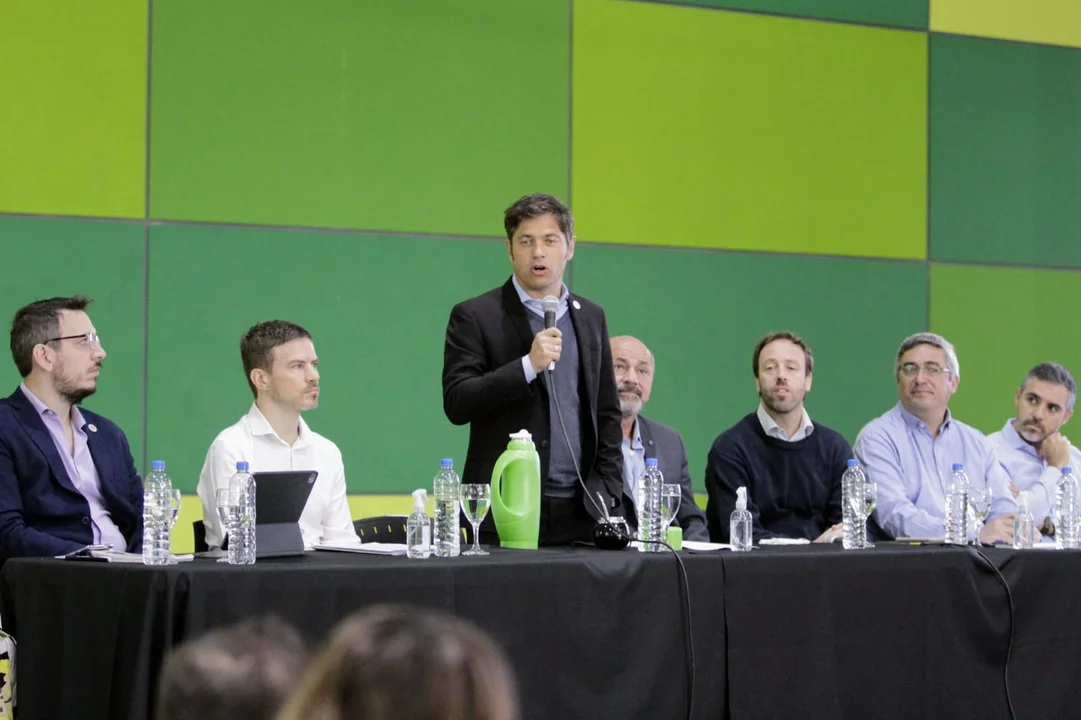 Kicillof destacó el rol de pequeños y medianos productores de la Provincia